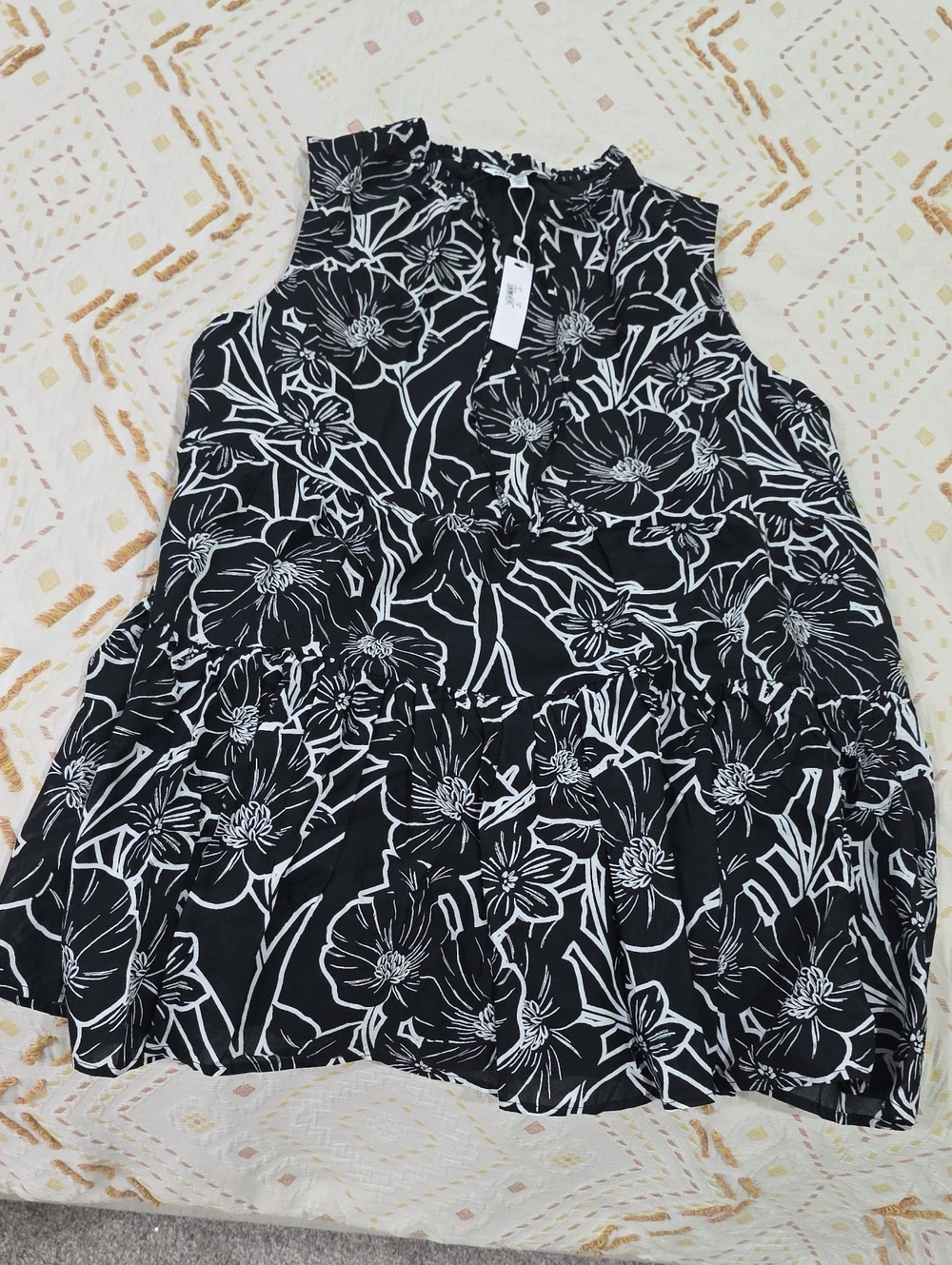 NWT Steve Madden Floral Dress